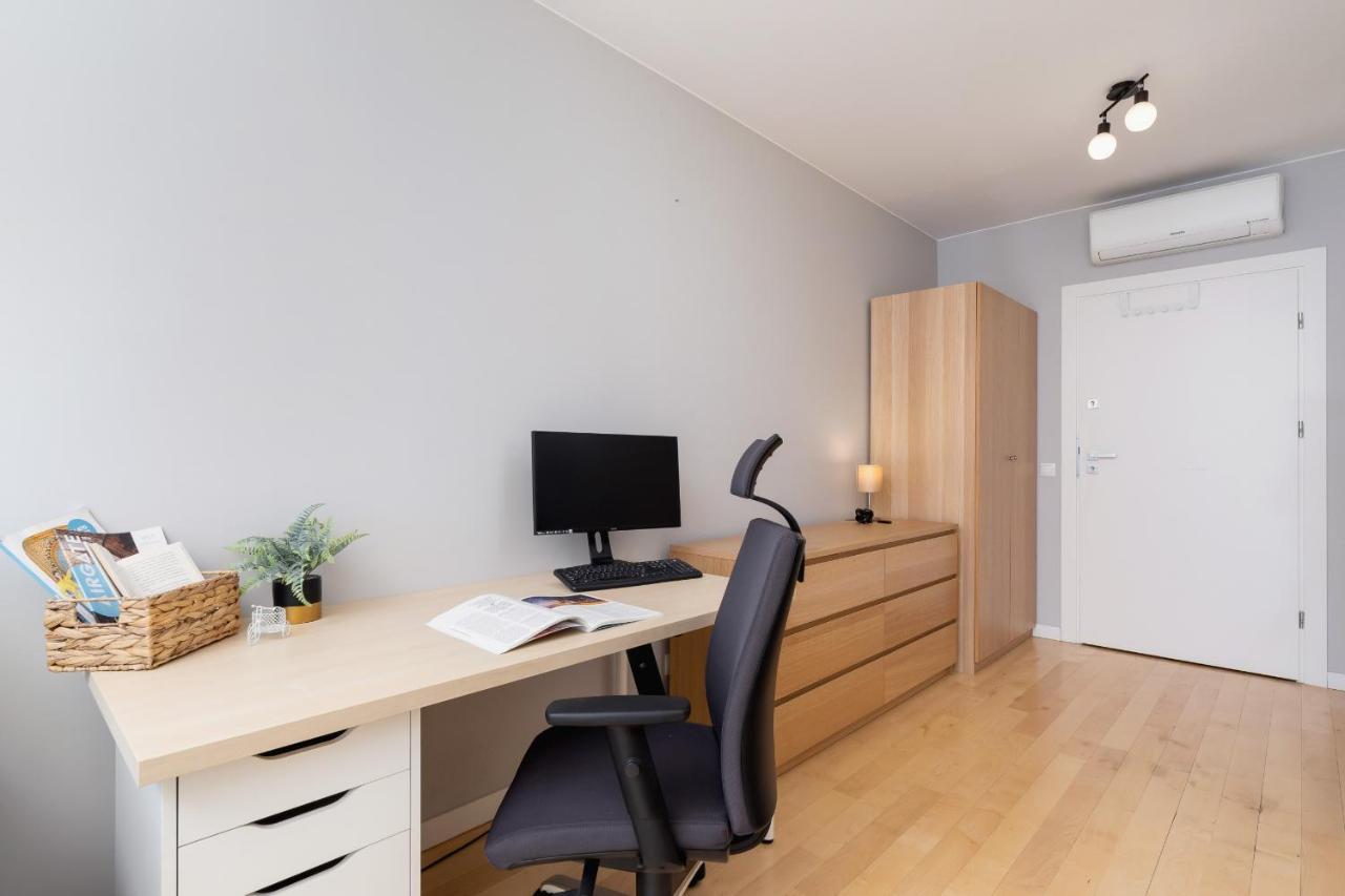 Solna With Parking Cracow By Renters Apartment Krakow
