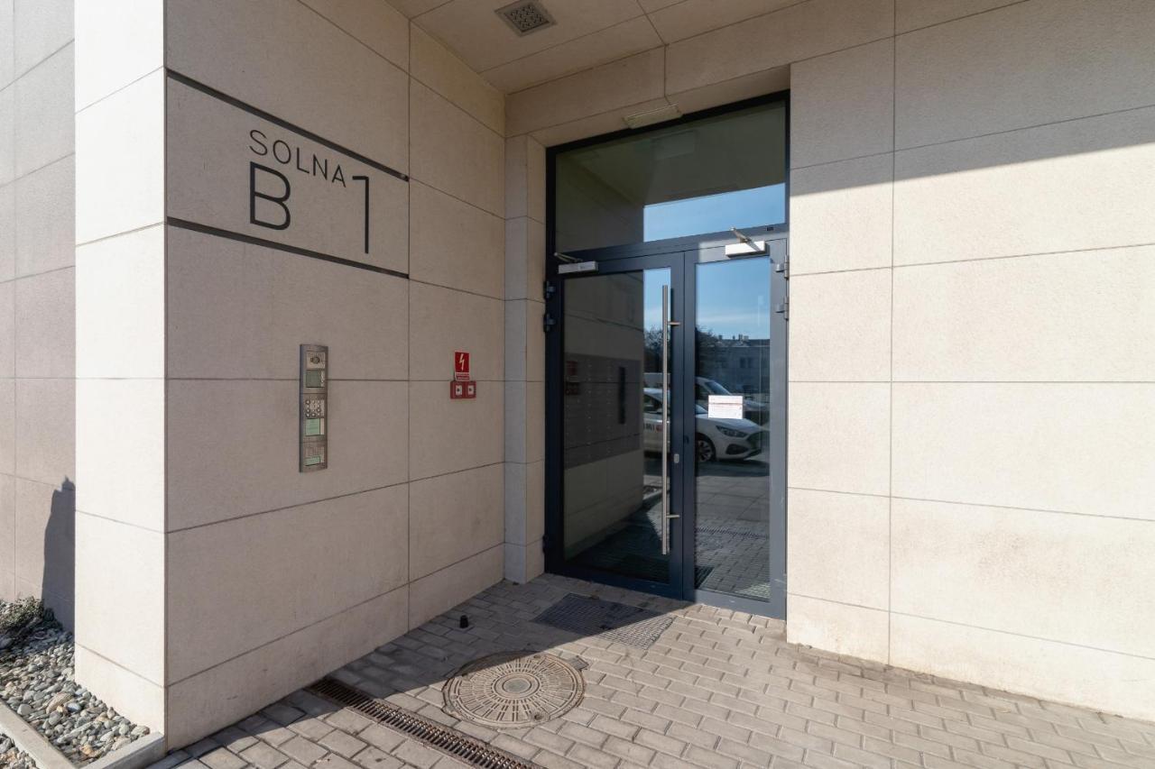 Solna With Parking Cracow By Renters Apartment Krakow