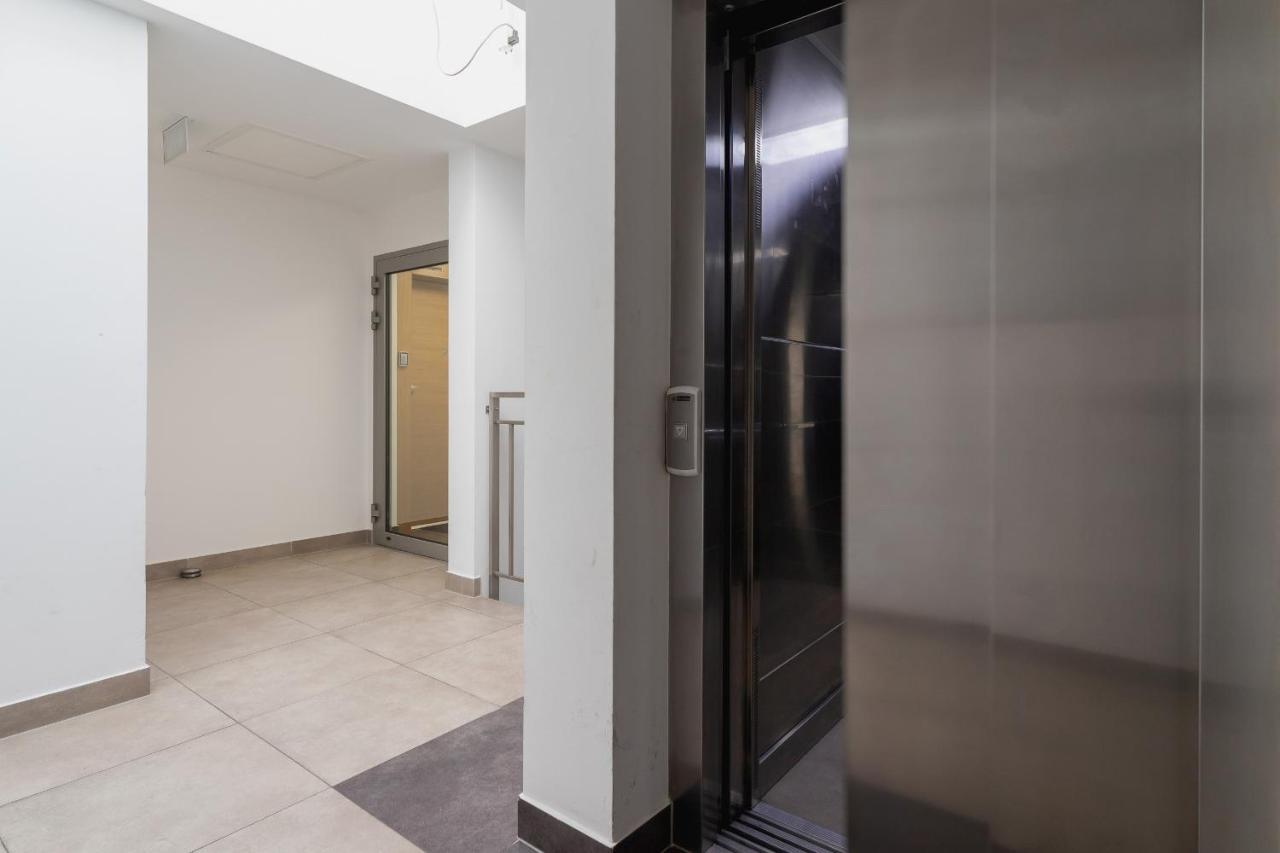 Apartment Solna With Parking Cracow By Renters Krakow